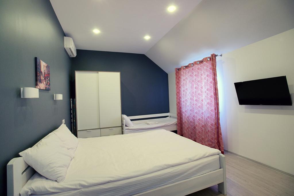 Apartment Zolotoy Bereg 5 Odessa Ngoại thất bức ảnh